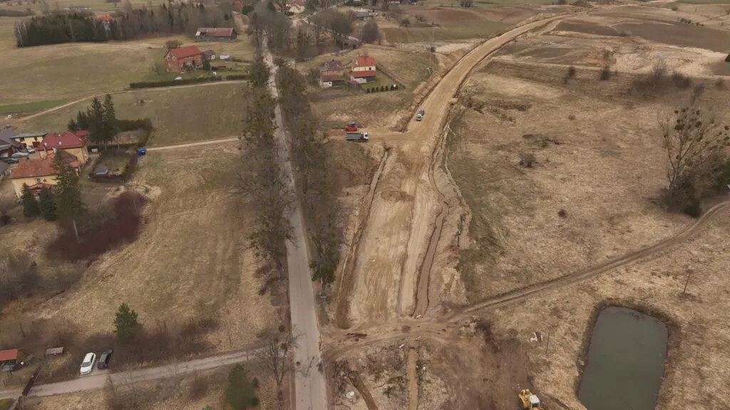 dji_20260326131955_0003_v_waypoint1